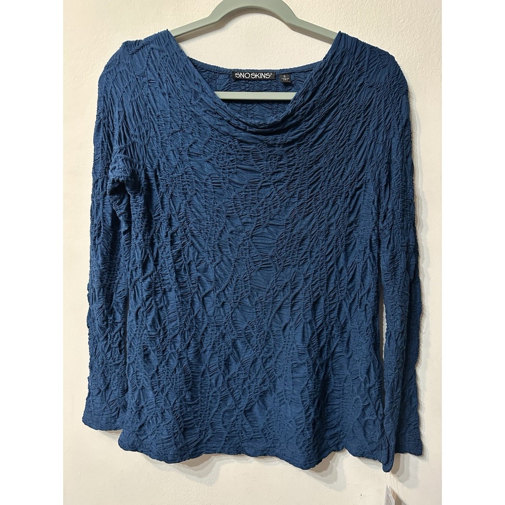 NWT Sno Skins Top Small Navy Blue Crinkle Textured Cowl Neck long Sleeves USA